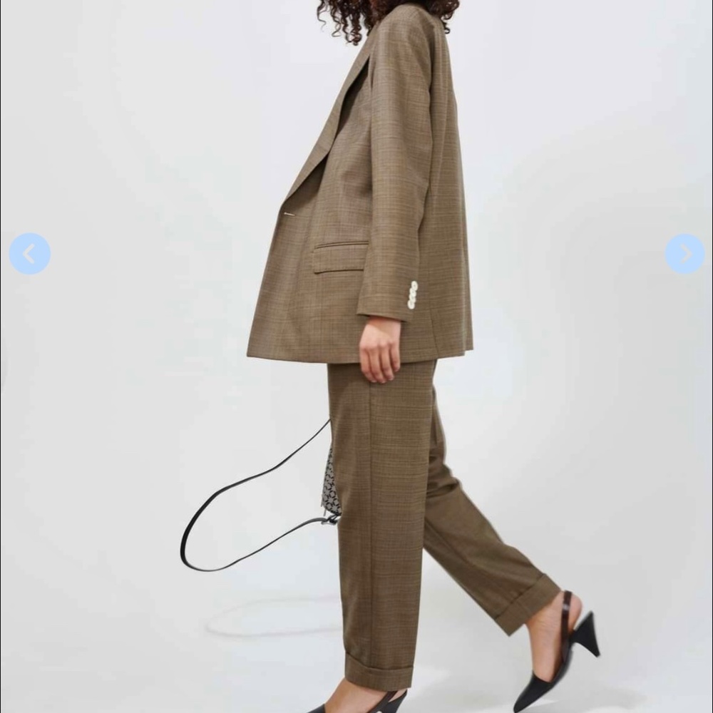 HOPE Sthlm blazer and pants suit. Brown tweed wool oversized Swedish set